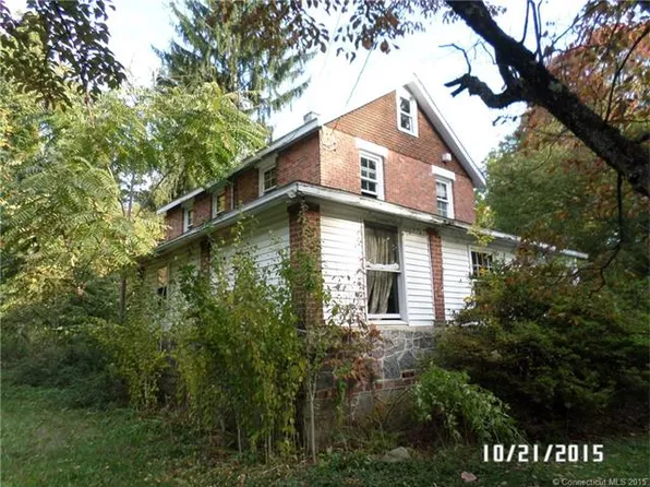 80 Brush St, Bridgeport, CT 06606