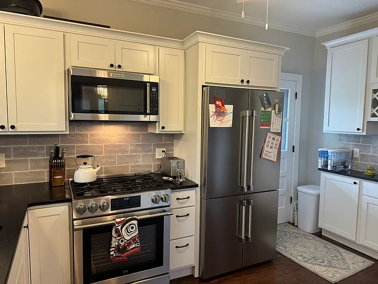 93 Foster St #1 — Photo 6