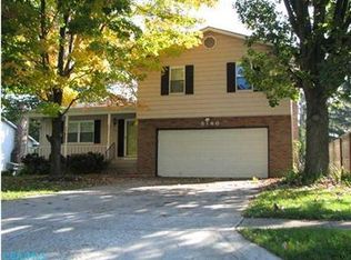 5160 Paw Paw Rd, Columbus, OH 43229