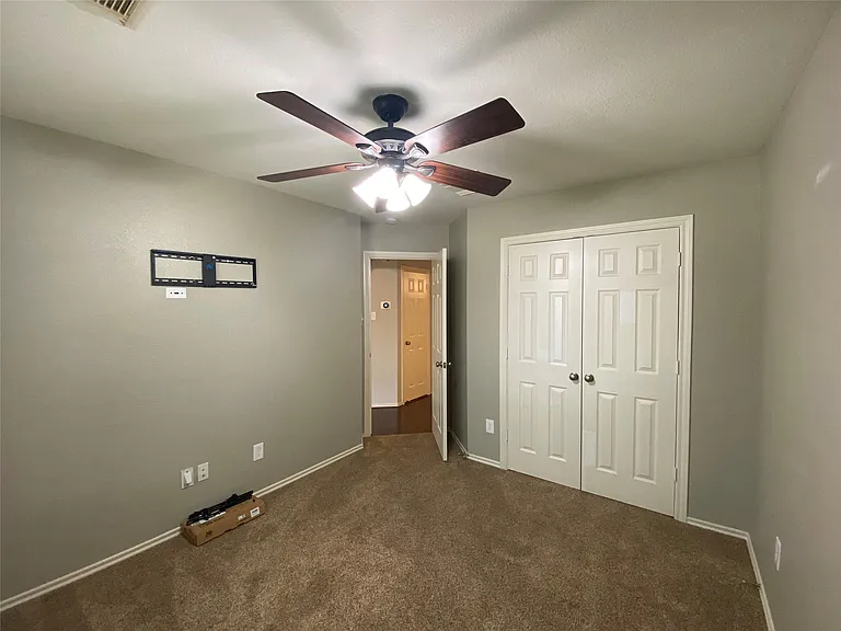 6323 Bennington Springs Dr — Photo 16