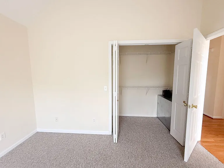 4565 Twin Creeks Dr — Photo 23