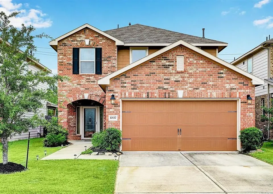 10117 Blue Point Juniper Dr