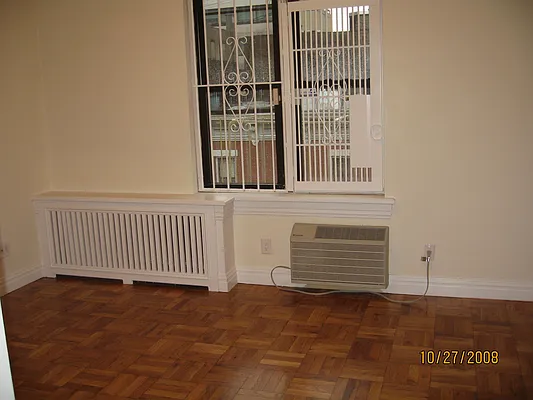 Rented by The Search D&M | media 24