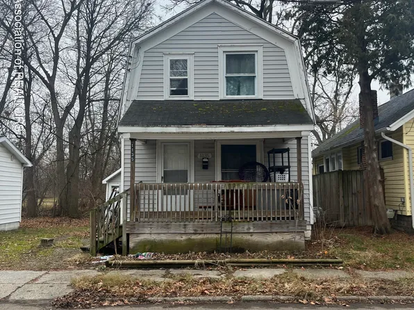 1135 Kingsley Ct, Lansing, MI 48915