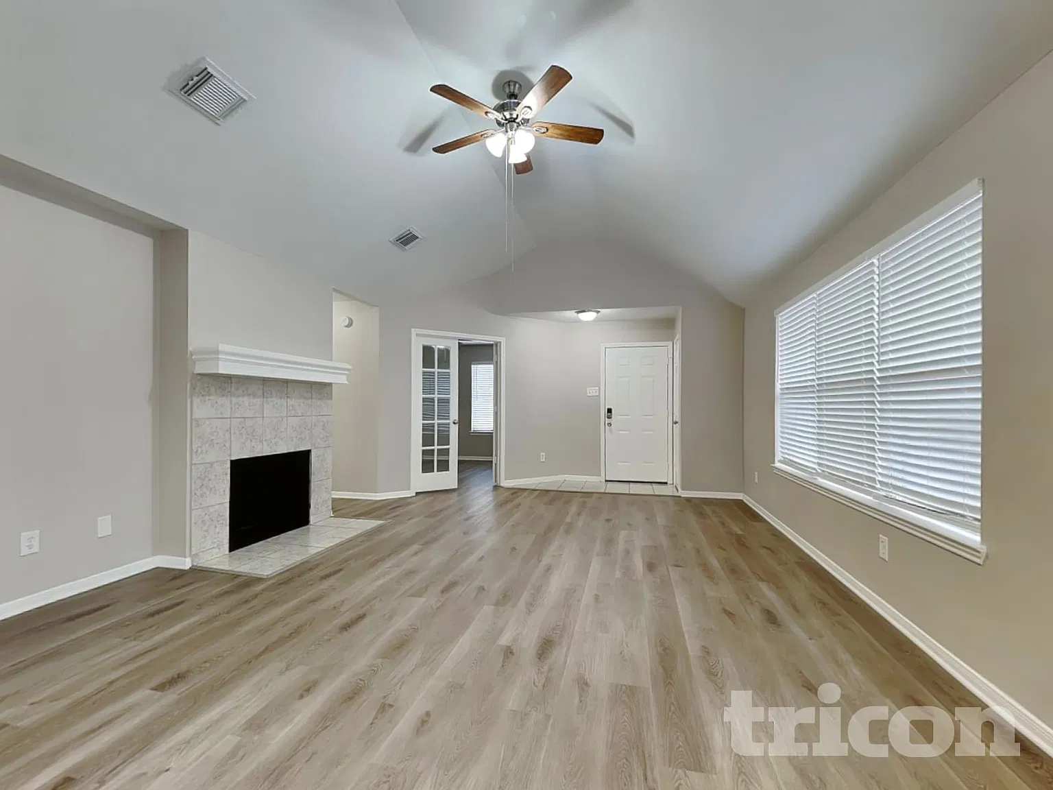 4907 Bryant Ridge Road Houston TX — Photo 2