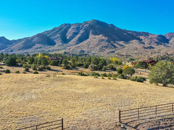 8725 N Callahan Rd, Prescott, AZ 86305