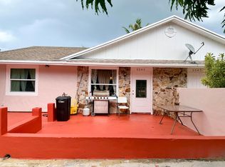 5045 SE DRIFTWOOD Avenue, Stuart, FL 34997