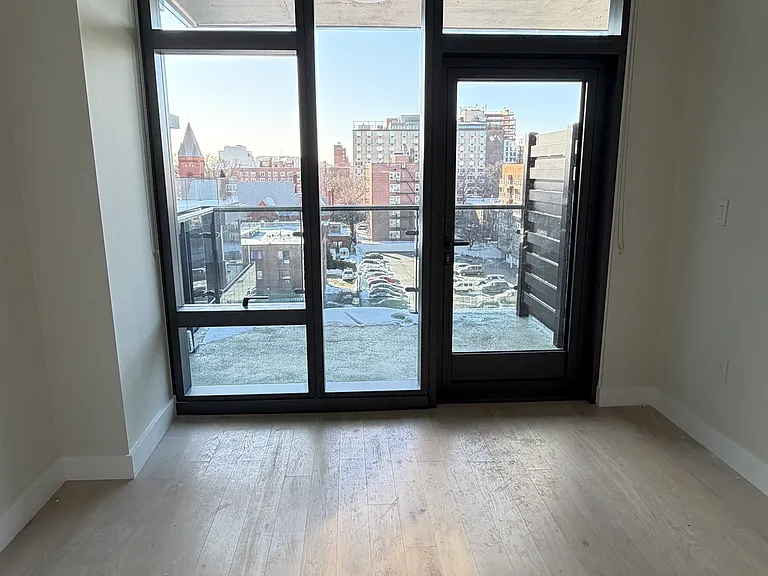 38-20 Parsons Blvd #618 — Photo 5