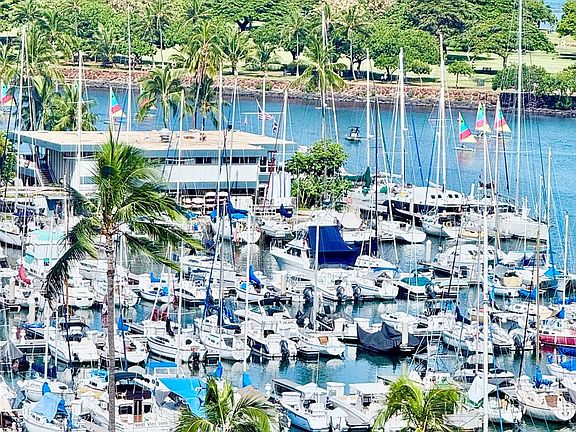 2nd image of 1676 Ala Moana Blvd APT 1101
