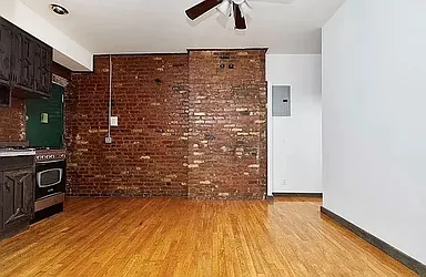 Rented by PocketBroker Inc