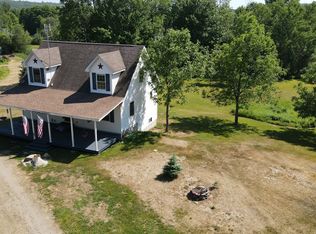 801 Knowlton Corner Rd, Farmington, ME 04938