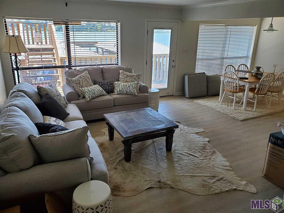 1st image of 2303 False River Dr APT 7