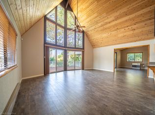 15481 Rock Creek Rd, Redding, CA 96001