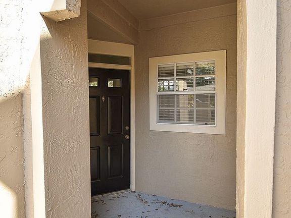 4th image of 116 Becket Ln