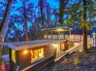 7000 Balsam Way, Oakland, CA 94611