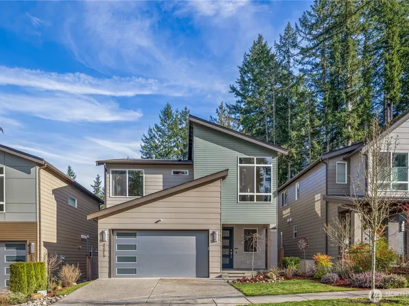 22213 17th Avenue W, Lynnwood, WA 98036