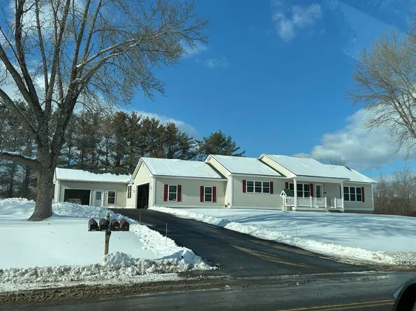 202 Ridge Road, Fairfield, ME 04937