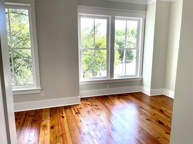 549 E Gwinnett St — Photo 15