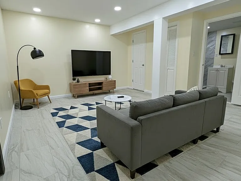 119-16 194th St #2 — Photo 3
