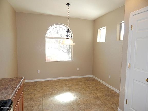 4th image of 14226 S Via Horma