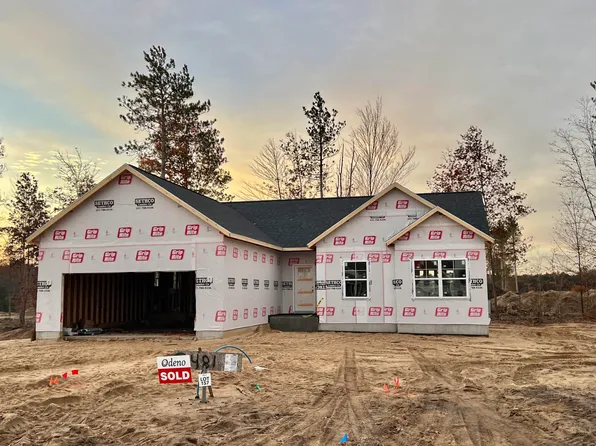 2481 Hawk Dr, Muskegon, MI 49444