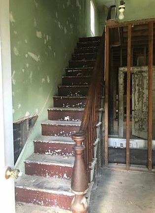 5th image of 110 Liberty St