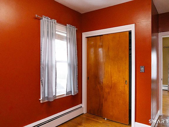 5th image of 13 Warner Street