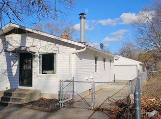 2638 Poe Ave SW, Wyoming, MI 49509