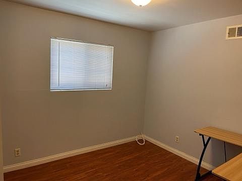 3rd image of 3123 E Merrygrove St