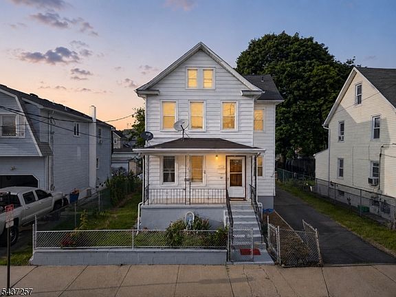 2nd image of 27 Belmont Ave