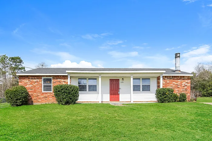 2391 Richwood Dr — Photo 16