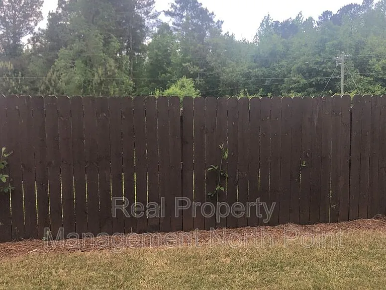 1175 Hampton Oaks Dr — Photo 28