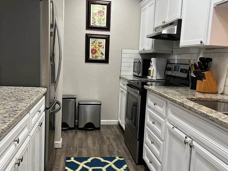 168 Barilla Pl #202-B — Photo 8