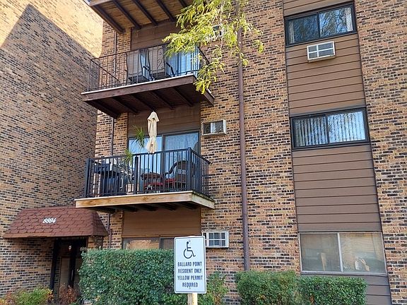 2nd image of 8894 Knight Ave APT 414