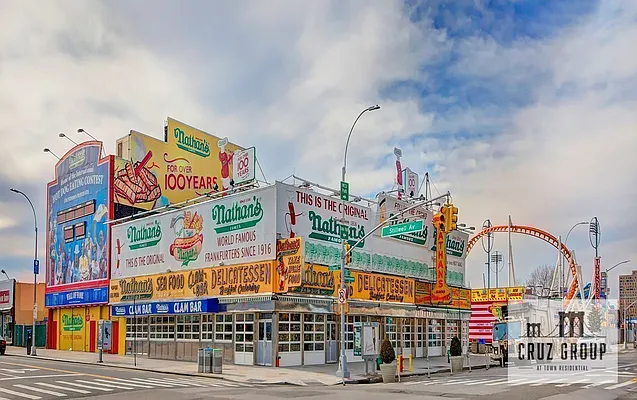 Rented by Compass | media 10