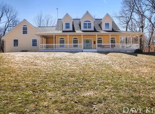 1803 Starr View Ln, Middleville, MI 49333