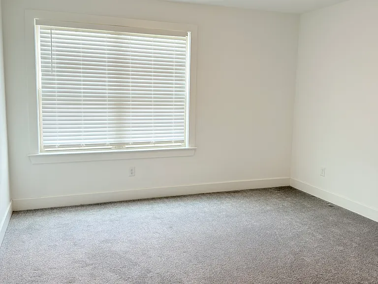 5612 Draper Trl — Photo 9