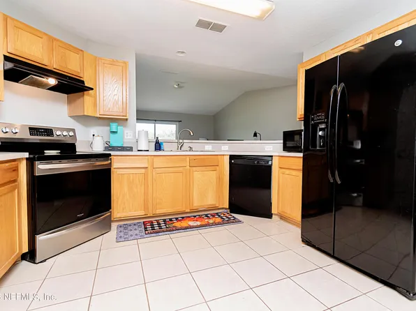 45289 INGLEHAM Circle, Callahan, FL 32011