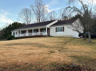 125 Pear Tree Ln, Natural Bridge, VA 24578