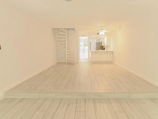 2 bed, 1349 sqft, $3,200 — Photo 2