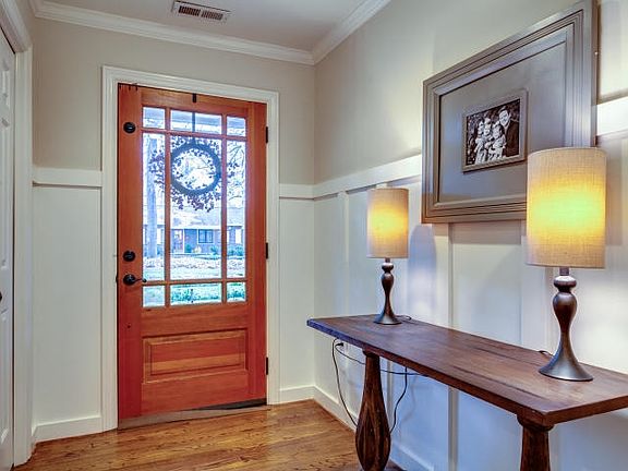4th image of 6815 Glenbrook Cir