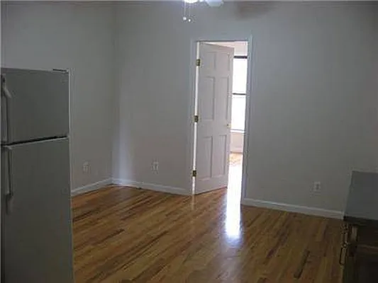 Rented by Oxford Property Group | media 22