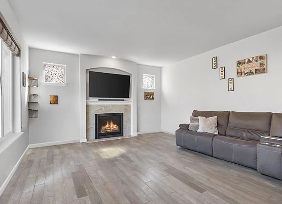 4th image of 3126 69th Ln SW