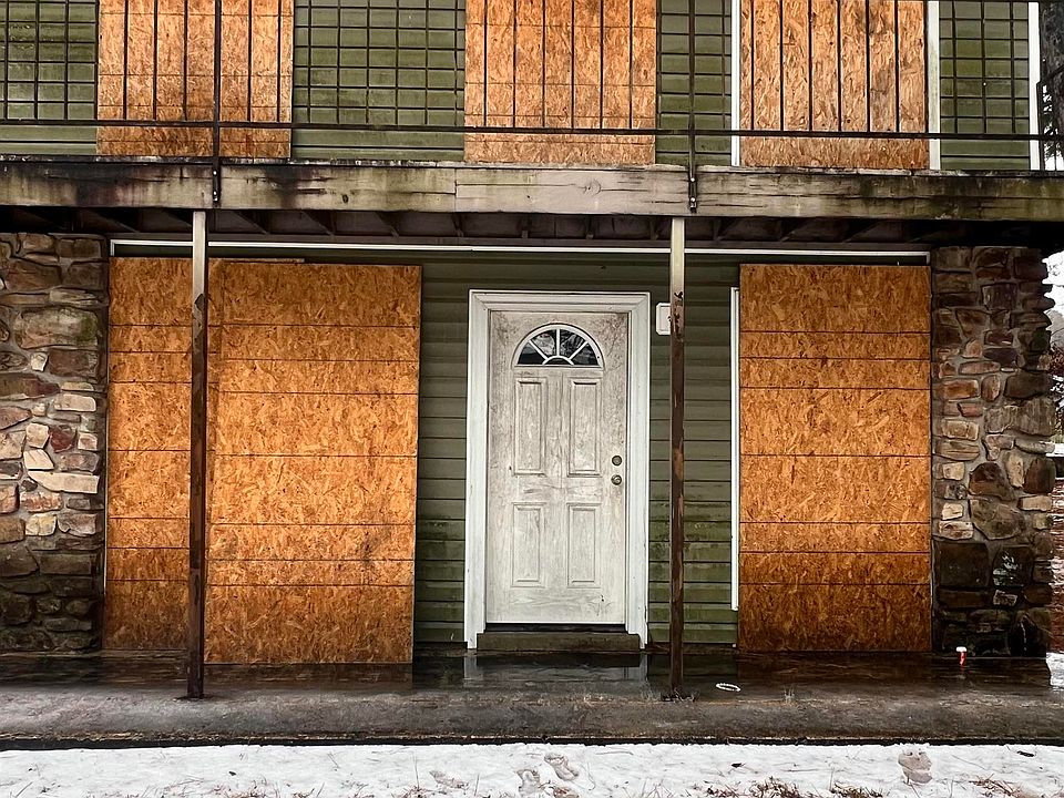 2nd image of 16 Terrace Pl