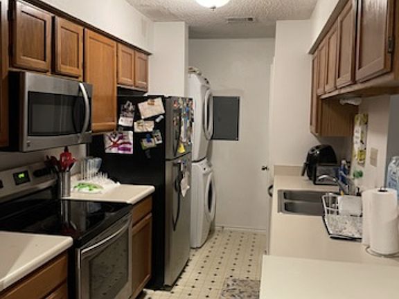 5th image of 1228 Avenue O APT D