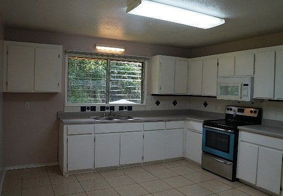 4th image of 16-2040 Woodrose Dr