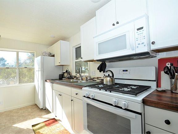 3rd image of 51803 Alta Vista Dr