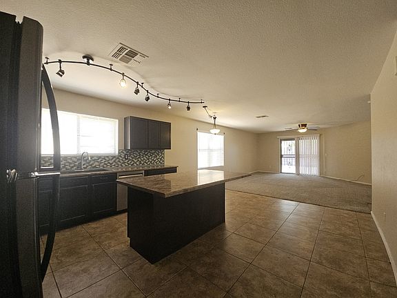 5th image of 8547 E Lobo Ave