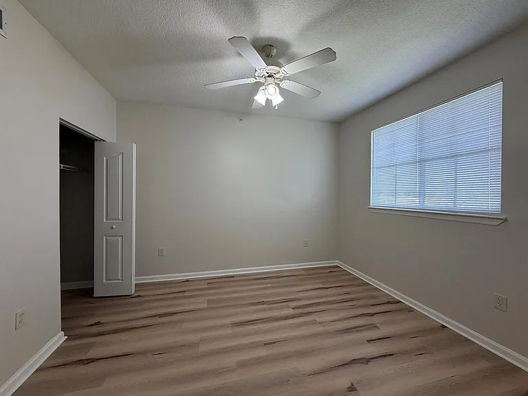 2052 Alta Meadows Ln #2205 — Photo 22
