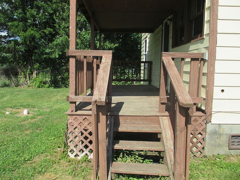 2nd image of 114 Springfield Rd